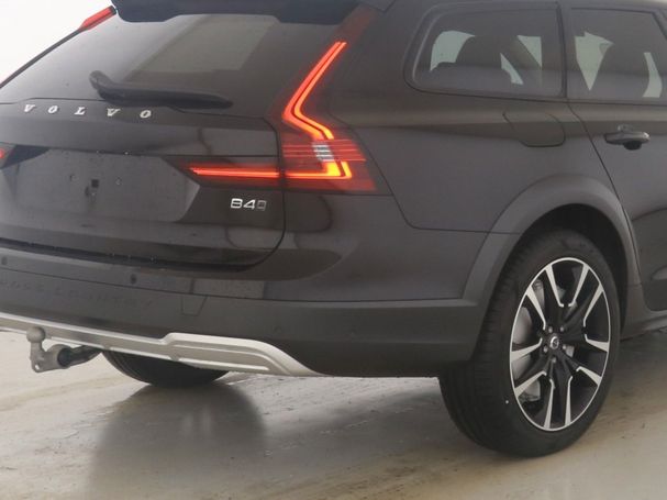 Volvo V90 Cross Country AWD Plus 145 kW image number 4