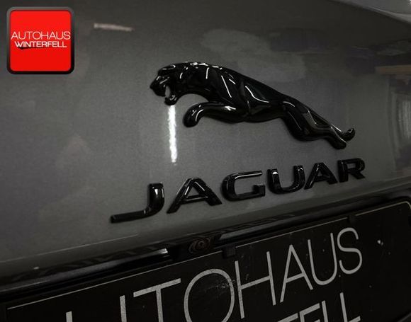 Jaguar XE 184 kW image number 36