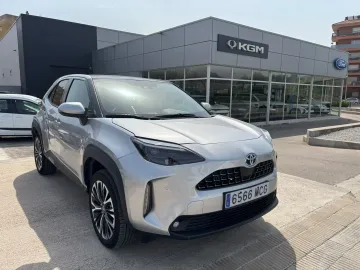 Car image 2