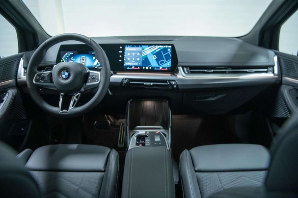 BMW 220i Active Tourer 125 kW image number 9