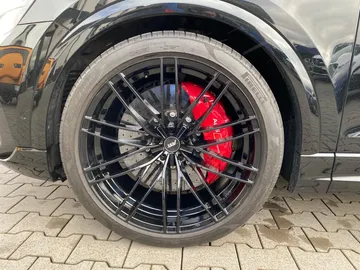 Car image 46