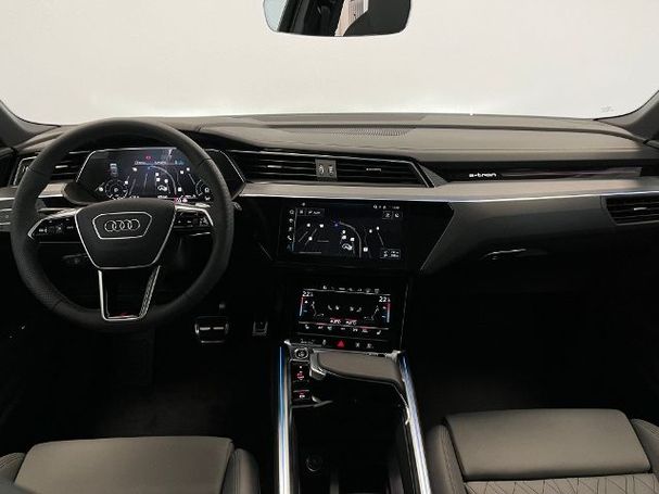 Audi Q8 55 quattro e-tron S-line 300 kW image number 9