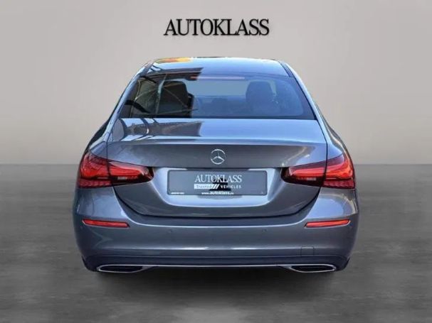 Mercedes-Benz A 200 120 kW image number 3