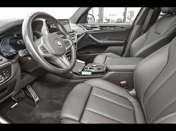 BMW iX3 210 kW image number 4