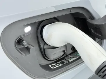 Car image 42