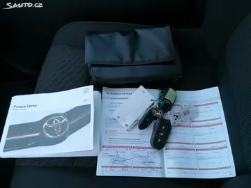 Car image 31
