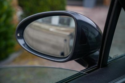 Car image 34
