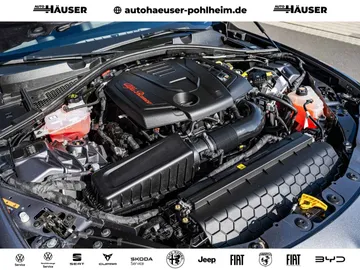 Car image 28