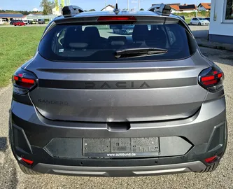 Car image 2