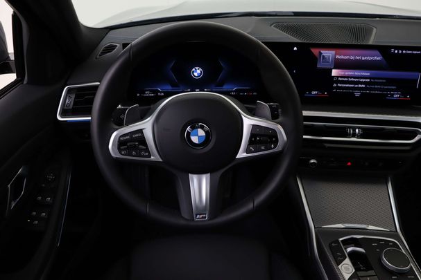 BMW 318i Touring 115 kW image number 23