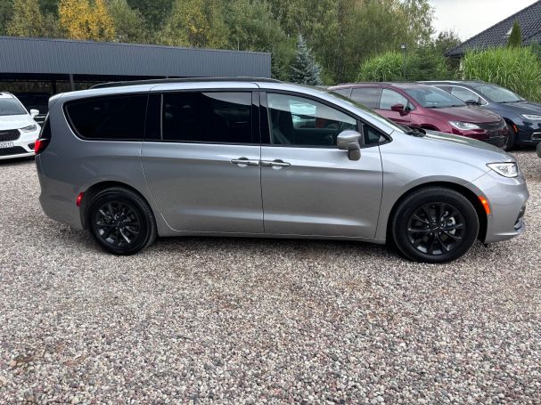 Chrysler Pacifica 214 kW image number 4