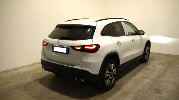 Mercedes-Benz GLA 200 d 110 kW image number 3