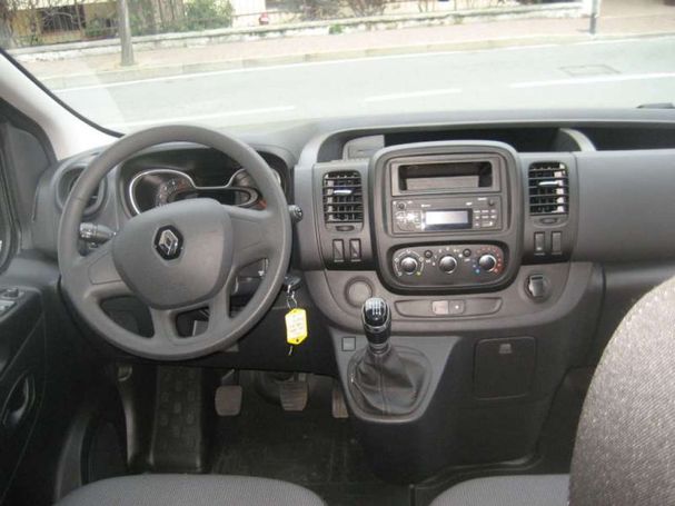 Renault Trafic 101 kW image number 9