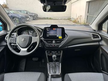 Car image 12