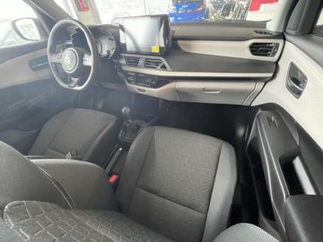 Car image 14