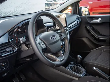 Car image 23