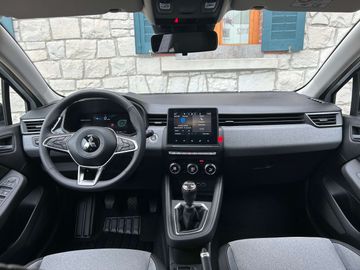 Car image 11