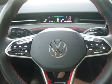 Car image 35