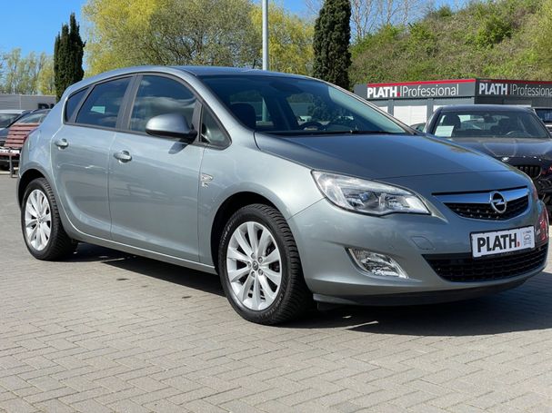 Opel Astra 103 kW image number 2