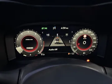 Car image 22
