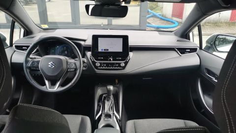 Car image 10