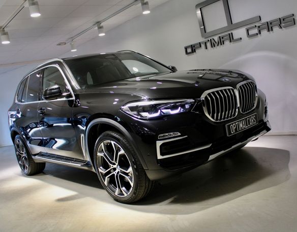 BMW X5 xDrive 210 kW image number 1