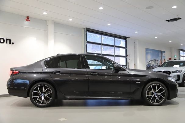 BMW 530 xDrive 218 kW image number 7