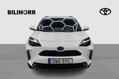 Car image 3