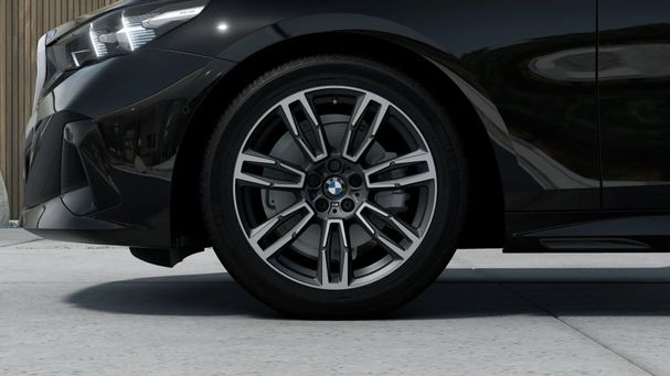 BMW 520i 140 kW image number 7