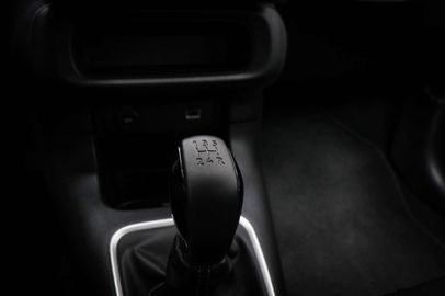 Car image 36