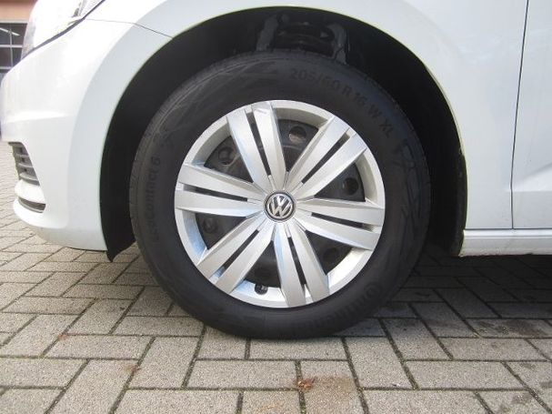 Volkswagen Touran 1.6 TDI Trendline 85 kW image number 9