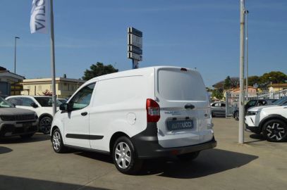 Car image 22