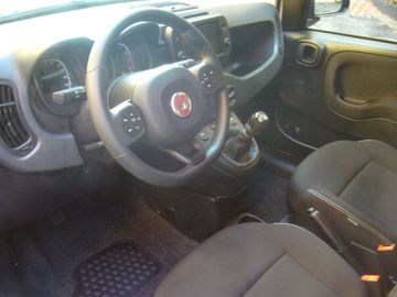 Car image 12