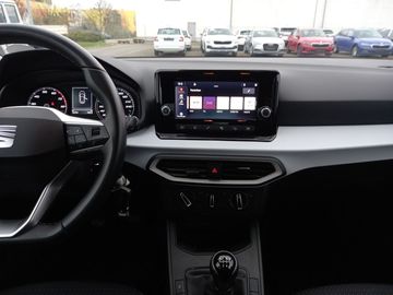 Car image 10