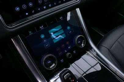 Car image 36