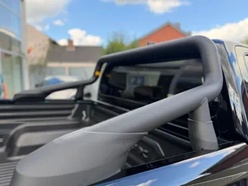 Car image 37