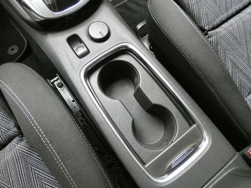 Car image 36