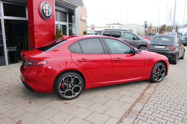 Alfa Romeo Giulia Q4 206 kW image number 8