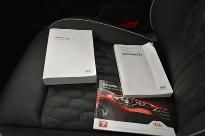 Car image 37