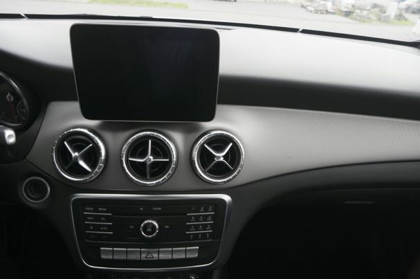 Mercedes-Benz A 200 BlueEFFICIENCY 115 kW image number 16