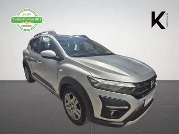 Car image 2