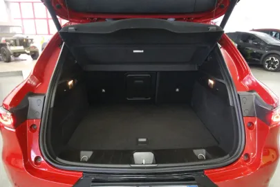Car image 24