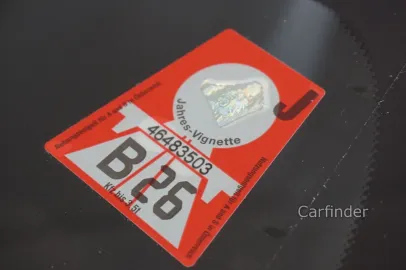 Car image 34