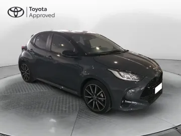 Car image 2