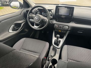 Car image 11