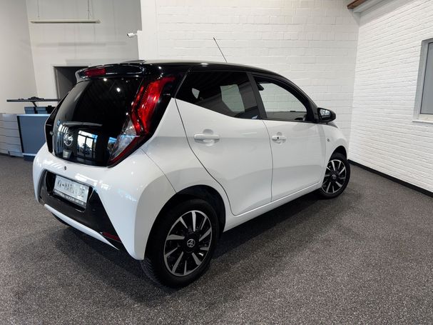 Toyota Aygo 53 kW image number 8