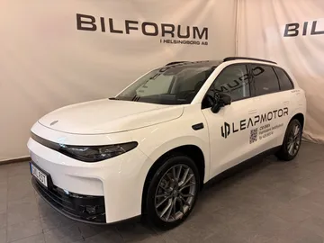Car image 3