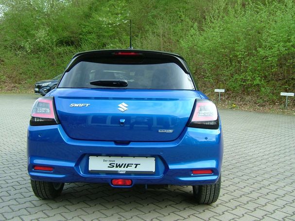 Suzuki Swift 1.2 Dualjet Hybrid Comfort 61 kW image number 3