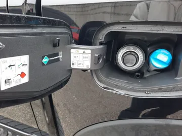 Car image 31