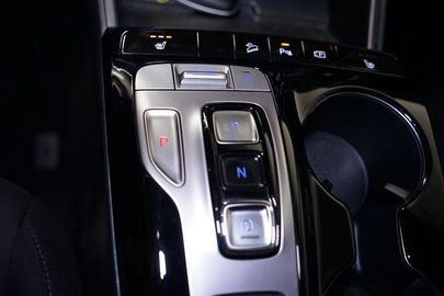 Car image 30